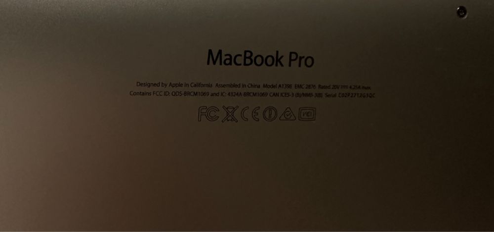 Apple MacBook Pro 15 Retina 2014года, i7, 16GB, SSD, отличное состояни