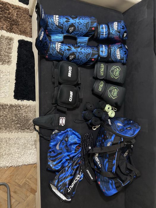 Vand echipament kickboxing