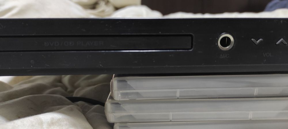 Продам DvD плеер