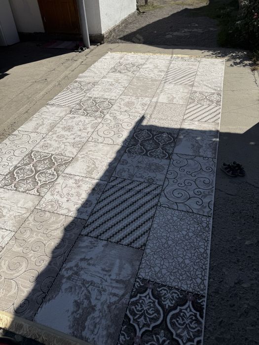 Ковер в отличном состояний