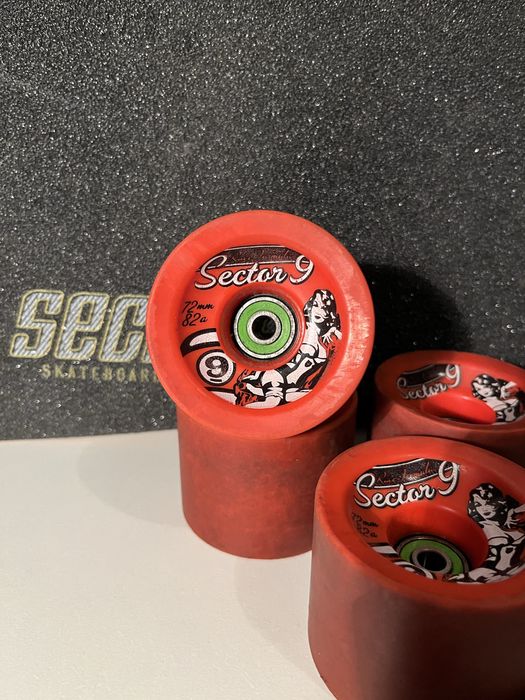 Лонгборд Sector 9 Mini shaka с дизайн