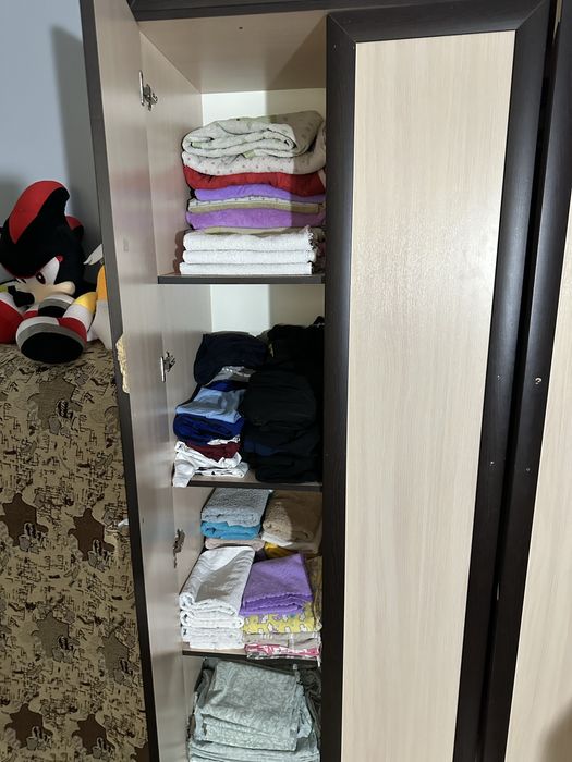 Продается шкаф,качество хороший