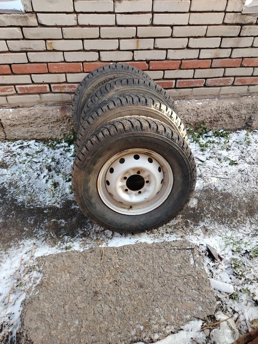 Колёса на Уаз на 16
