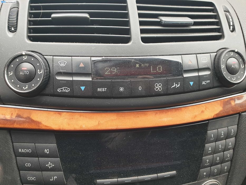 Panou Comanda AC Clima Climatronic Aer Conditionat Mercedes Clasa E Class W211 2002 - 2009 [K8404]
