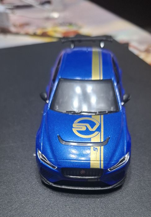 VÎND machetă JAGUAR din metal de colecție