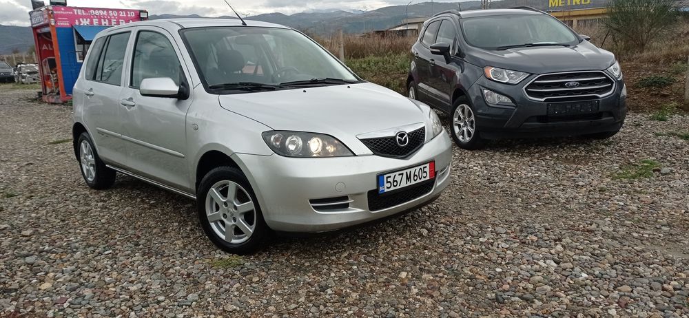Мазда 2 1.3 бензин