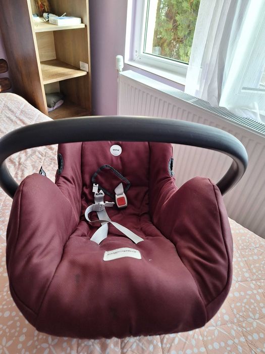 Scaun bebe pentru masina !
