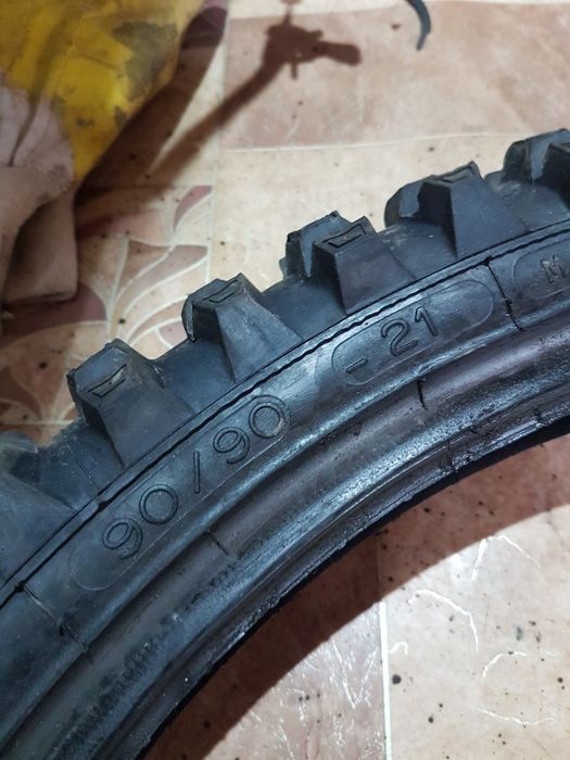 Michelin 90 90 21