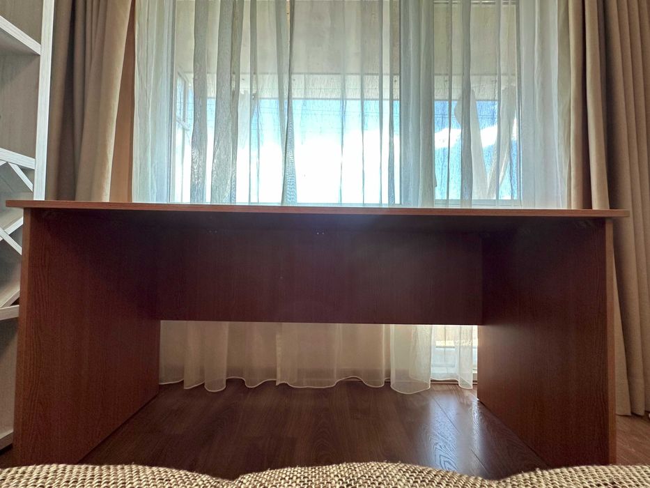 Бюро ПДЧ в отлично състояние 150 х 60,5 х 76