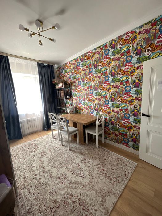 Продается 4-х ком. квартира