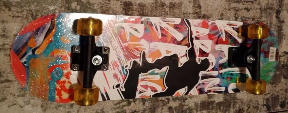 Skateboard nou super design