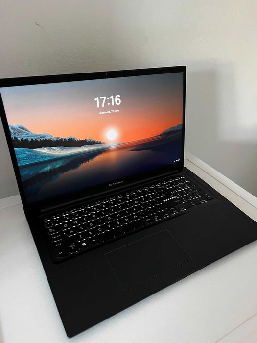 Laptop ASUS vivobook in garantie.