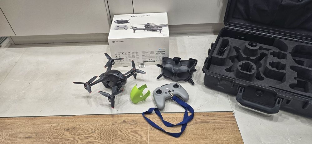 Дрон DJI FPV Combo