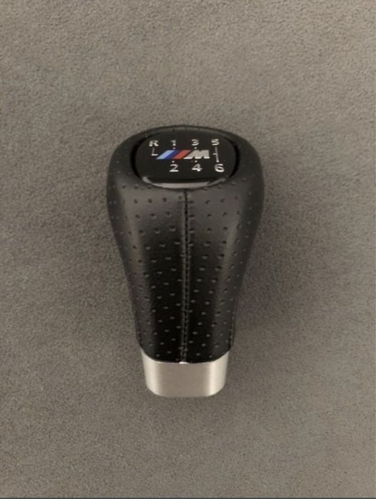Nuca Maneta Schimbator scurta perforata Bmw M Seria 1 3 4 5 E46 E90