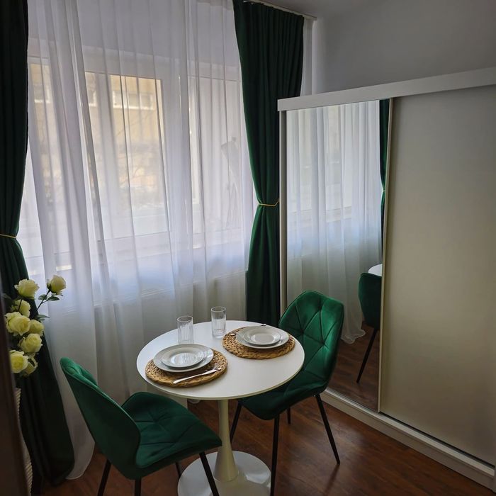 Apartament 1 cameră–Prima închiriere–lângă Univ. Medicina si Farmacie