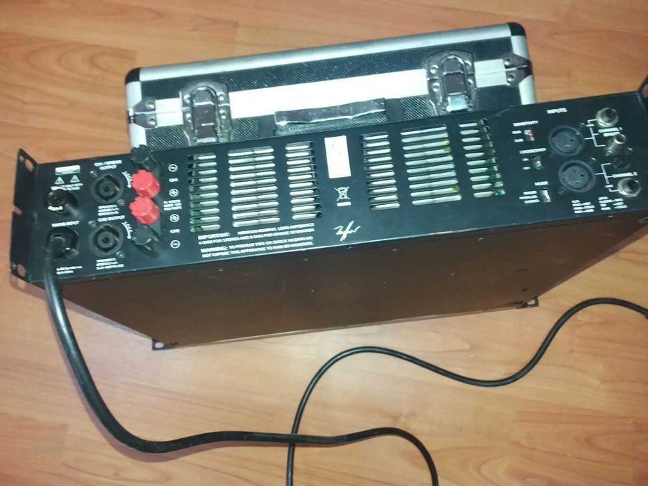 Amplificator de putere Ecler XLA 1600