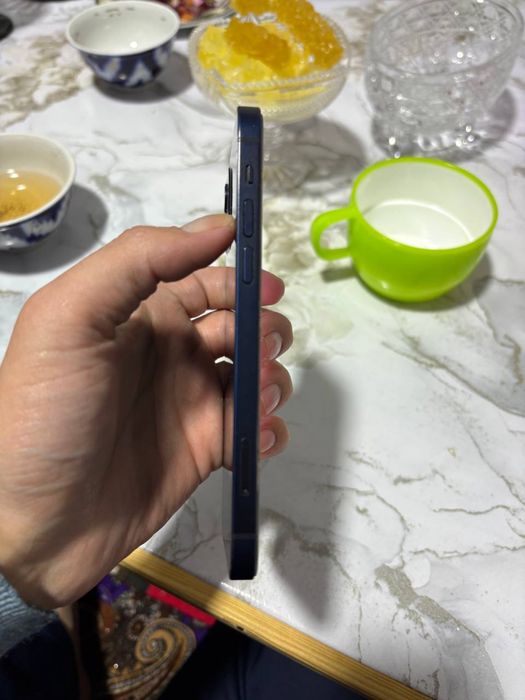 iPhone 12 holati yaxshi 128