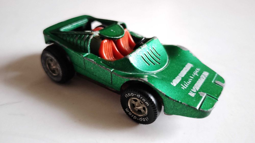 Ferrari F40, FORD KA и Darda Motor Car GT
