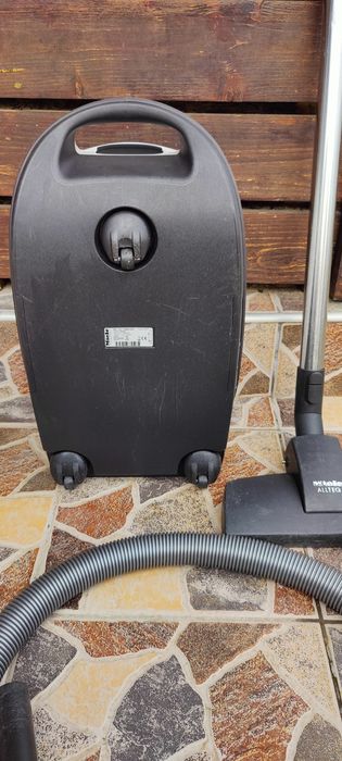 Aspirator Miele S8330 - Hepa 2200W