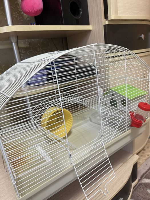 Продам большую клетку