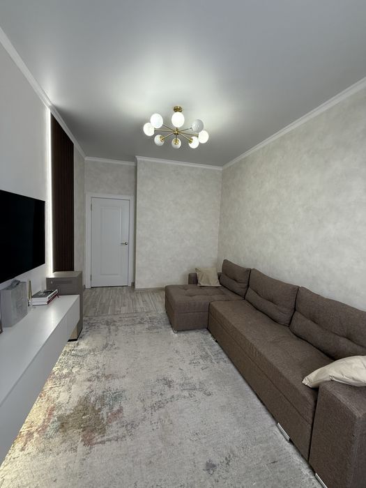 Продажа дивана в гостиную