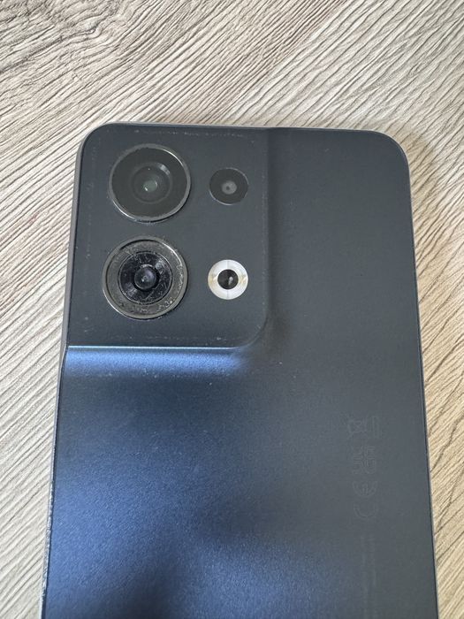 Vand Oppo Reno 8
