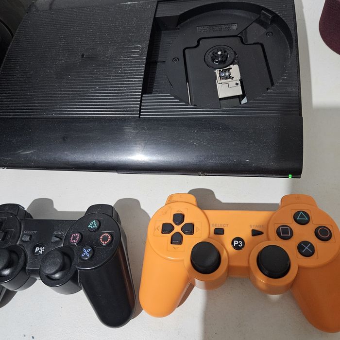 Продам PS 3 прошитая