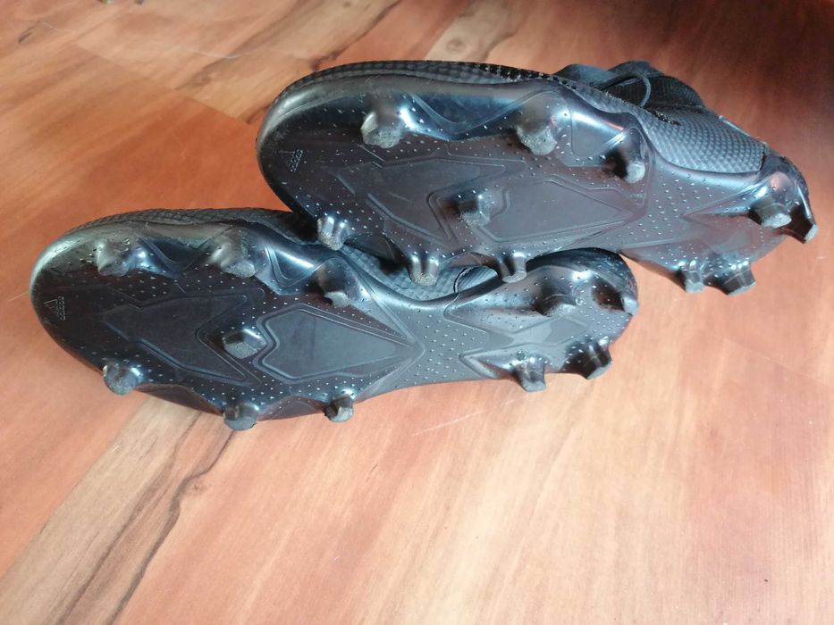 Футболни обувки adidas PREDATOR 20.3 FG