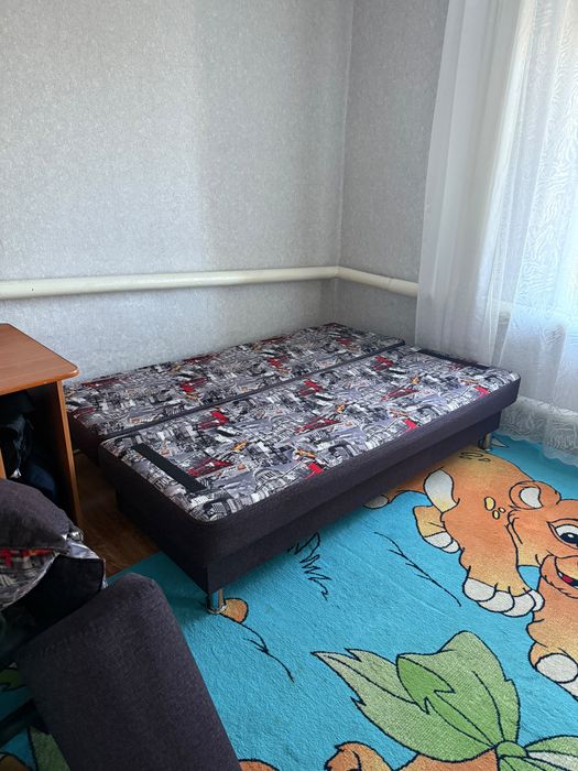 Продам диван в хорошем состоянии