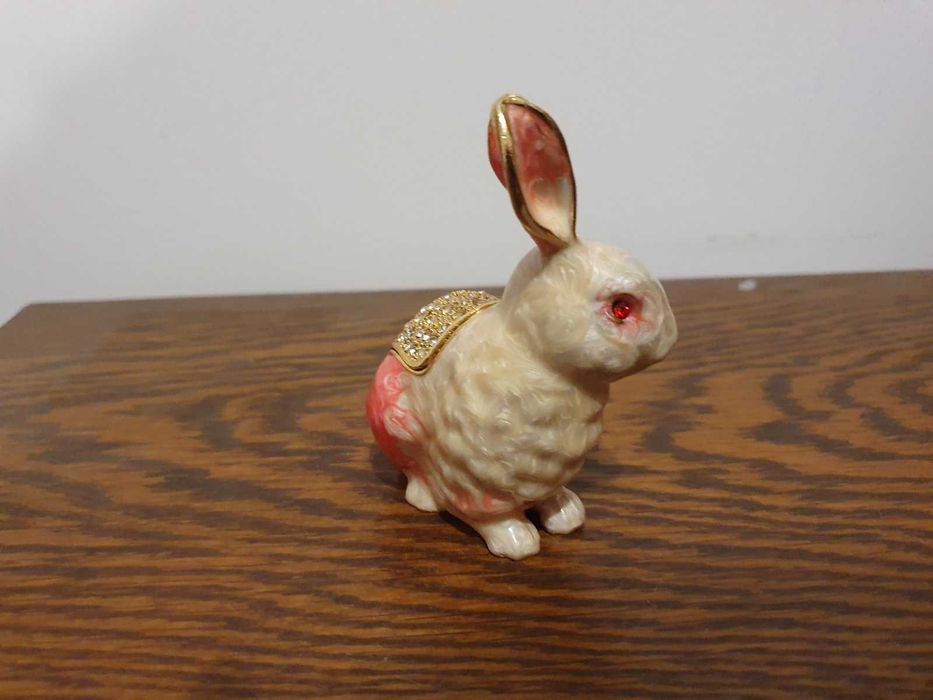 Бижутерка "Заек"