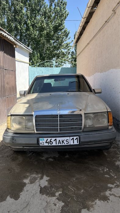 Жеңіл көлік mercedes 230E