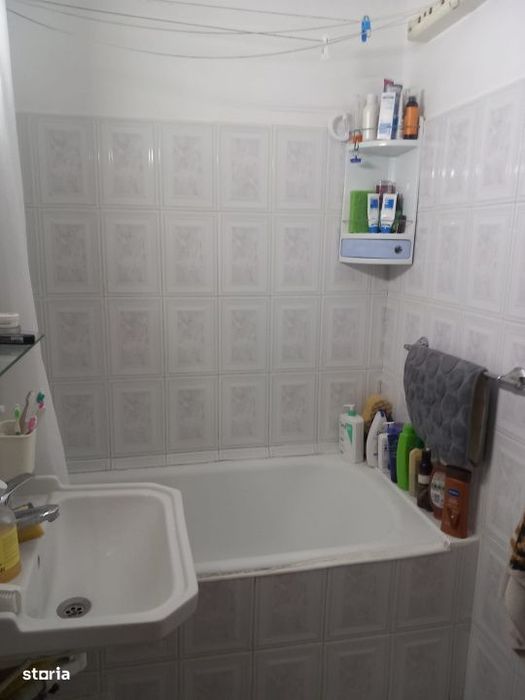 Apartament 2 camere de vanzare, 50.28 mp, semimobilat, Ploiesti Vest