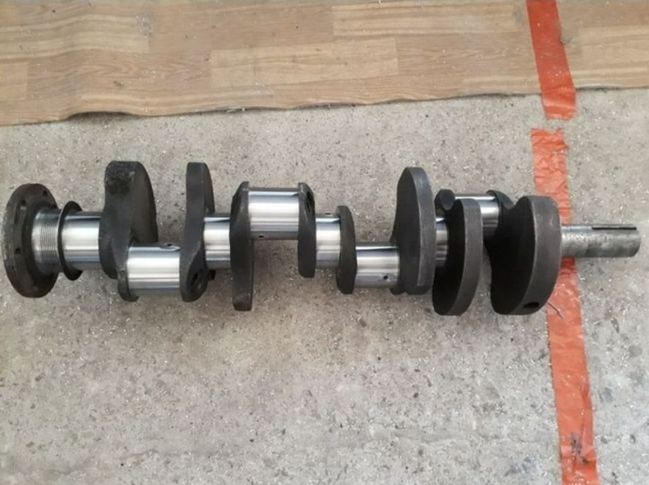 Коленвал     ЗиЛ