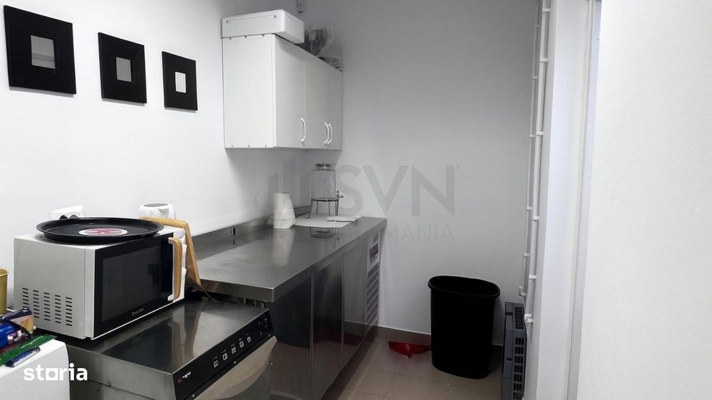 Spatiu comercial cu 5 locuri de parcare