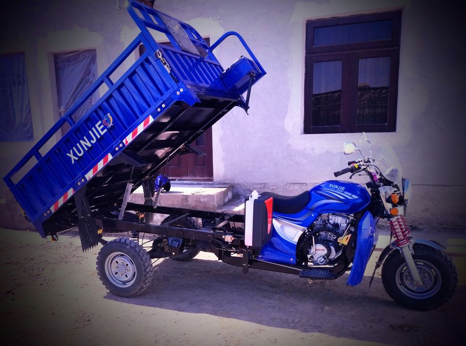 Xunjey moto sotiladi