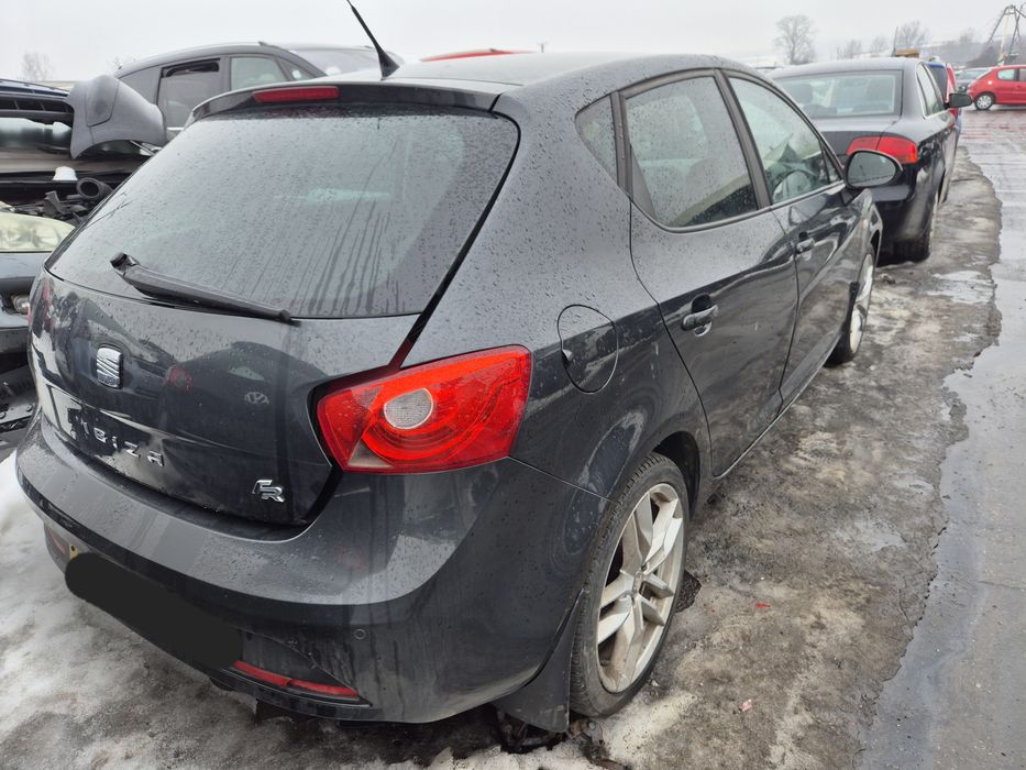 Dezmembram Seat Ibiza FR 2012 2.0tdi CFH Manual