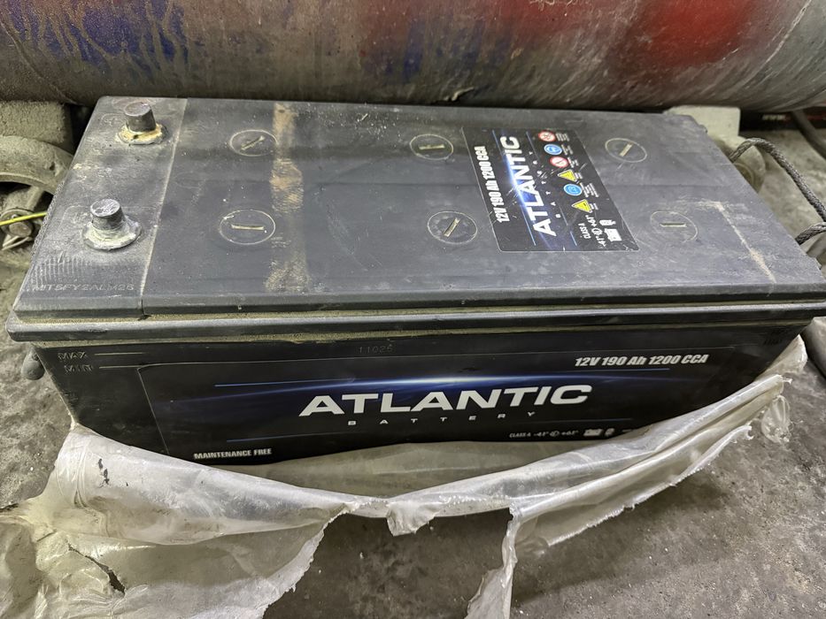 Продам акумулятор