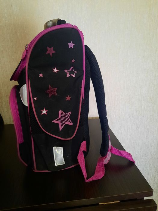 Продам рюкзак школьный