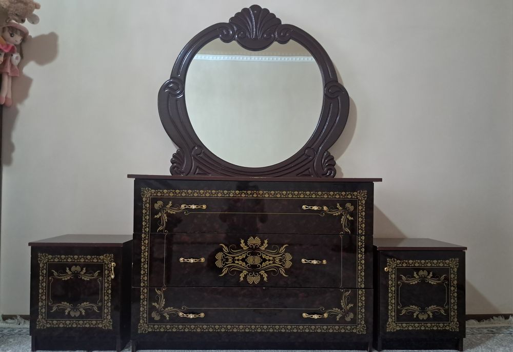 Spalniy mebel komplekt