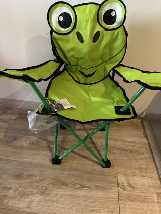 Три нови сгъваеми детски стола