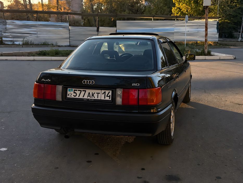 AUDI 80 B3 2.0 в хорошем состоянии