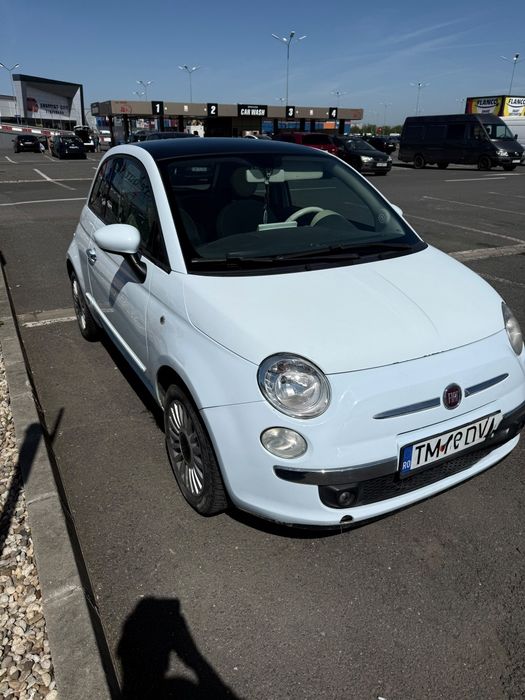 Fiat 500 baby blue