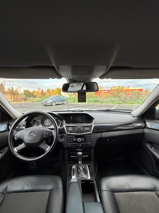 Mercedes-Benz E220 CDI