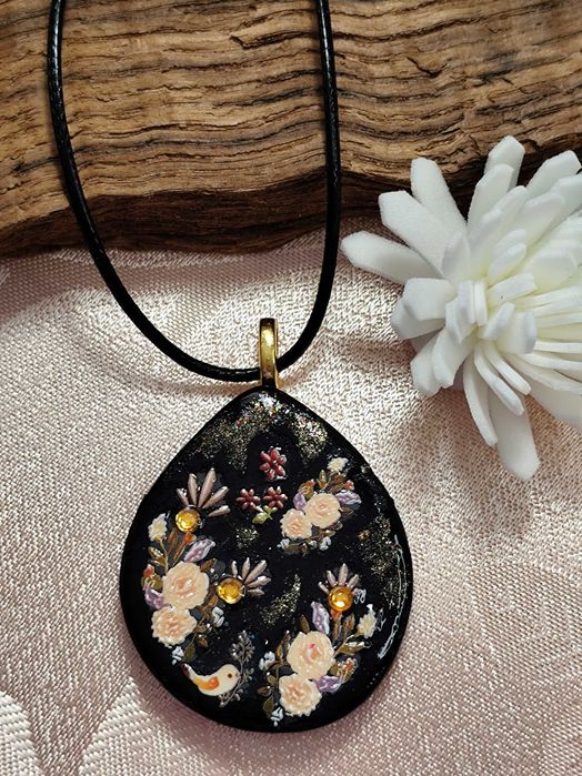 Ръчно изработени бижута