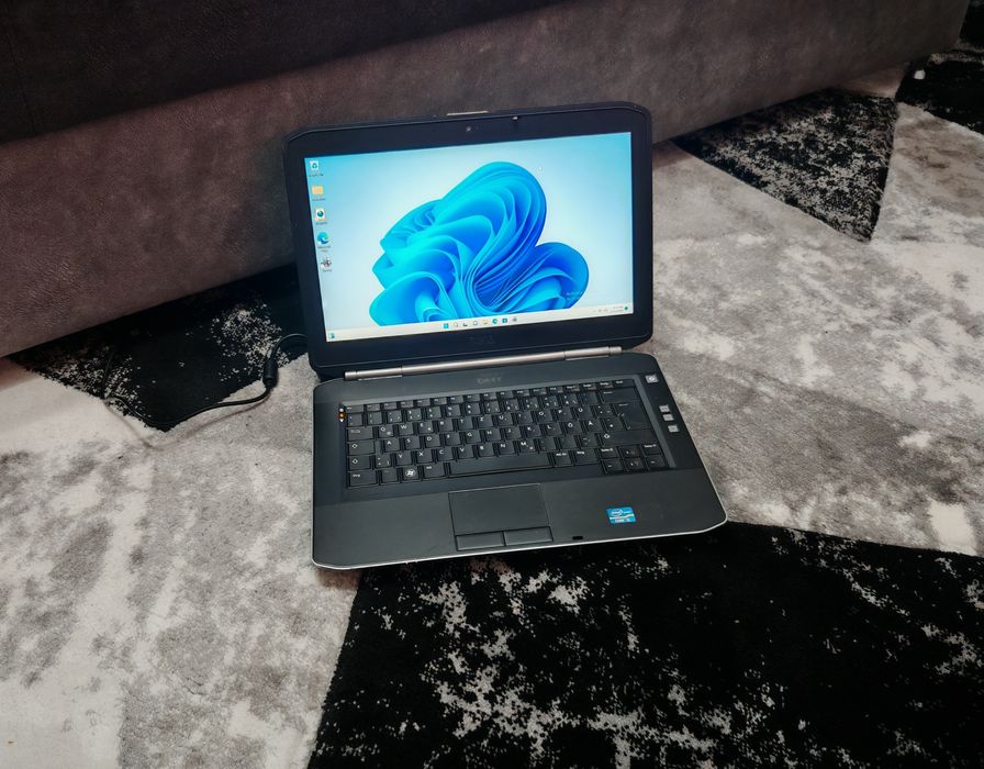 Laptop Dell Latitude i5 gen2