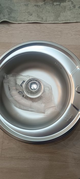 Продам мойку круглую