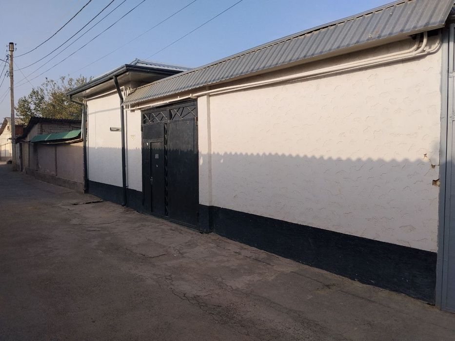 Ховли Уй сотилади