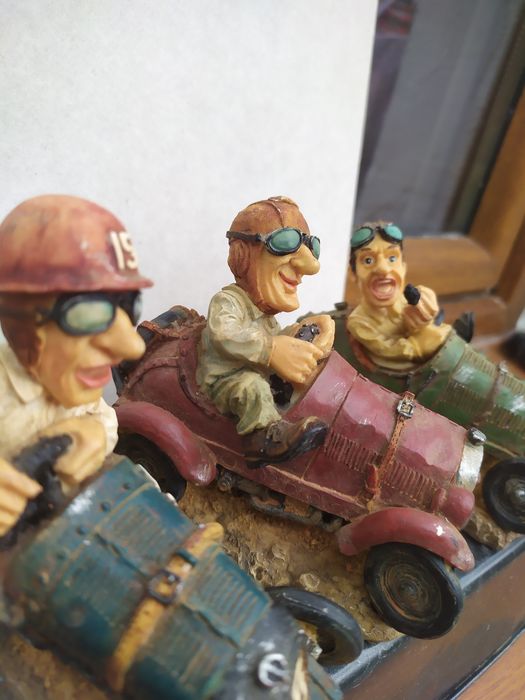 Състезателни керамични автомобили