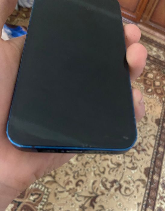 продам срочно айфон 12