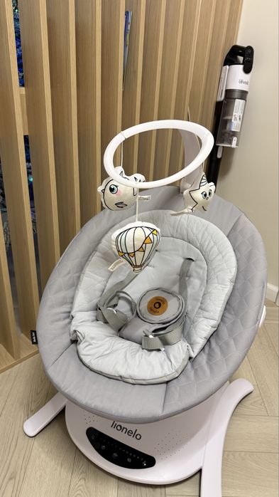 Scaun electric copii 2 in 1 Lionelo